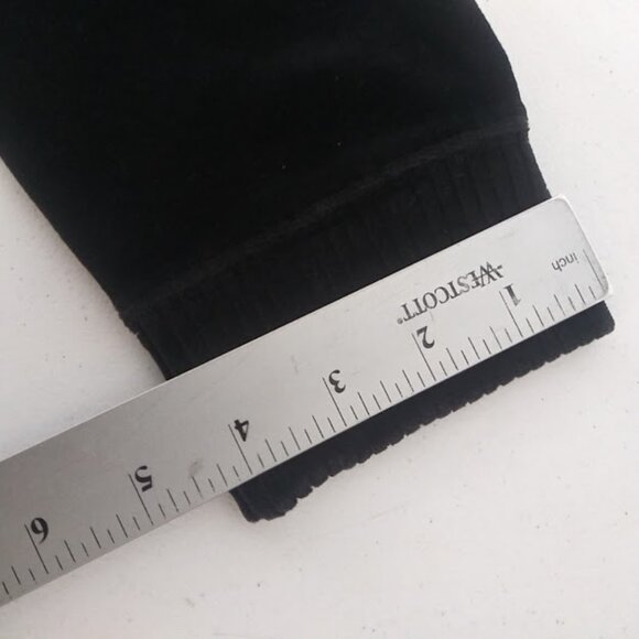 Pacer Women's size M black hooded velour jacket - Picture 10 of 16